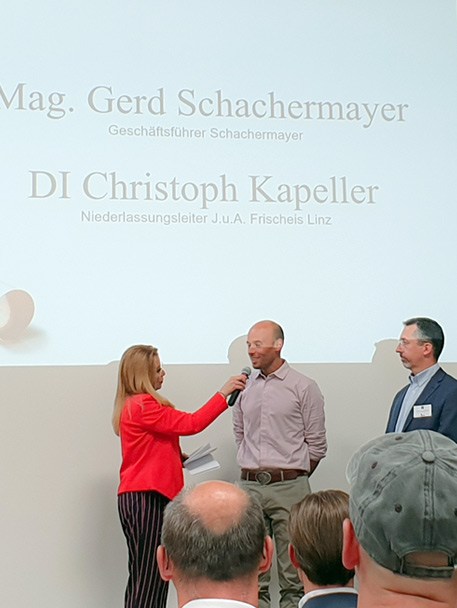 Columbus at Schachermayer Linz, noble veneers event